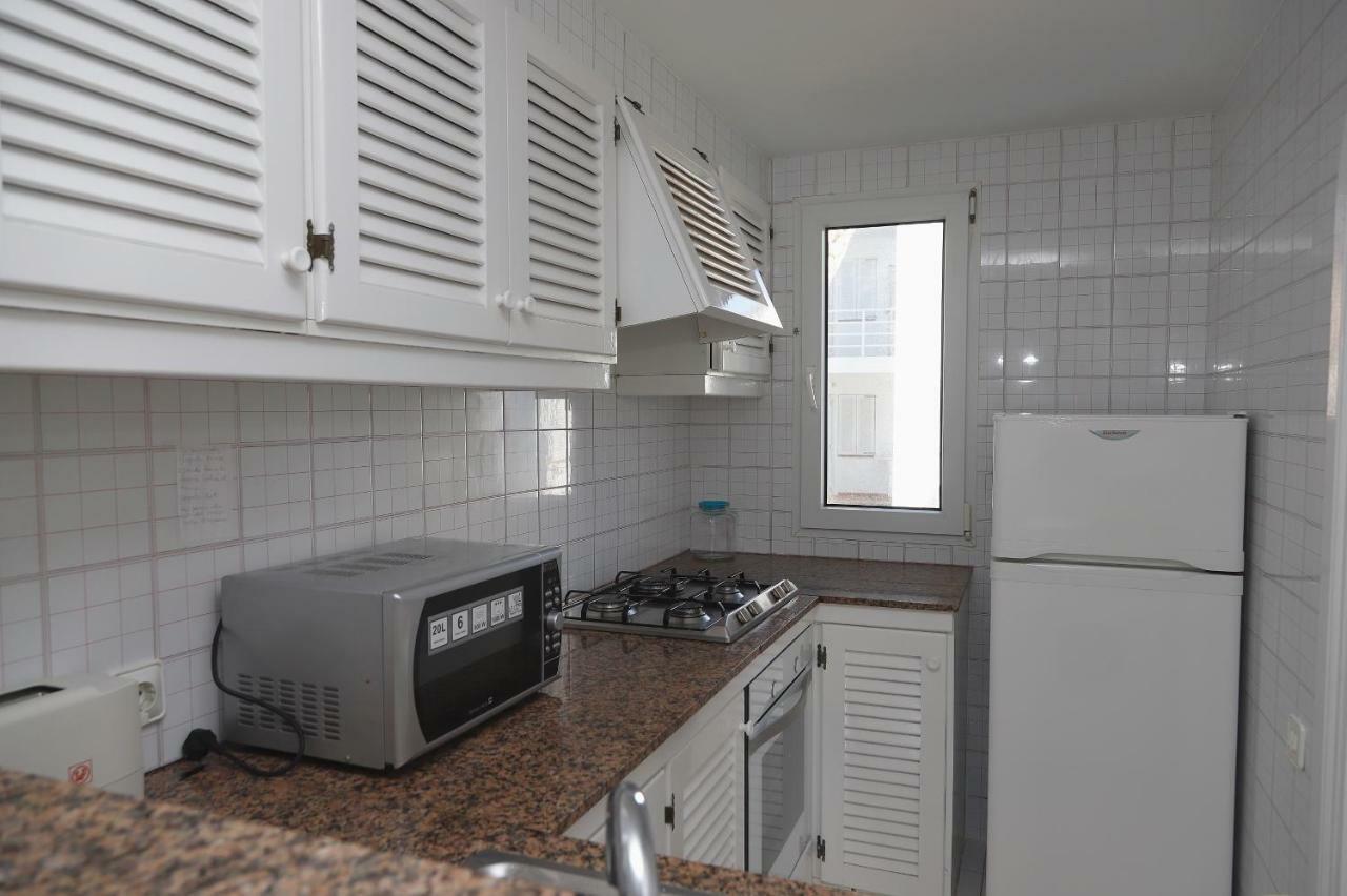Amanecer En Port D'Addaia Apartment Es Mercadal Ngoại thất bức ảnh