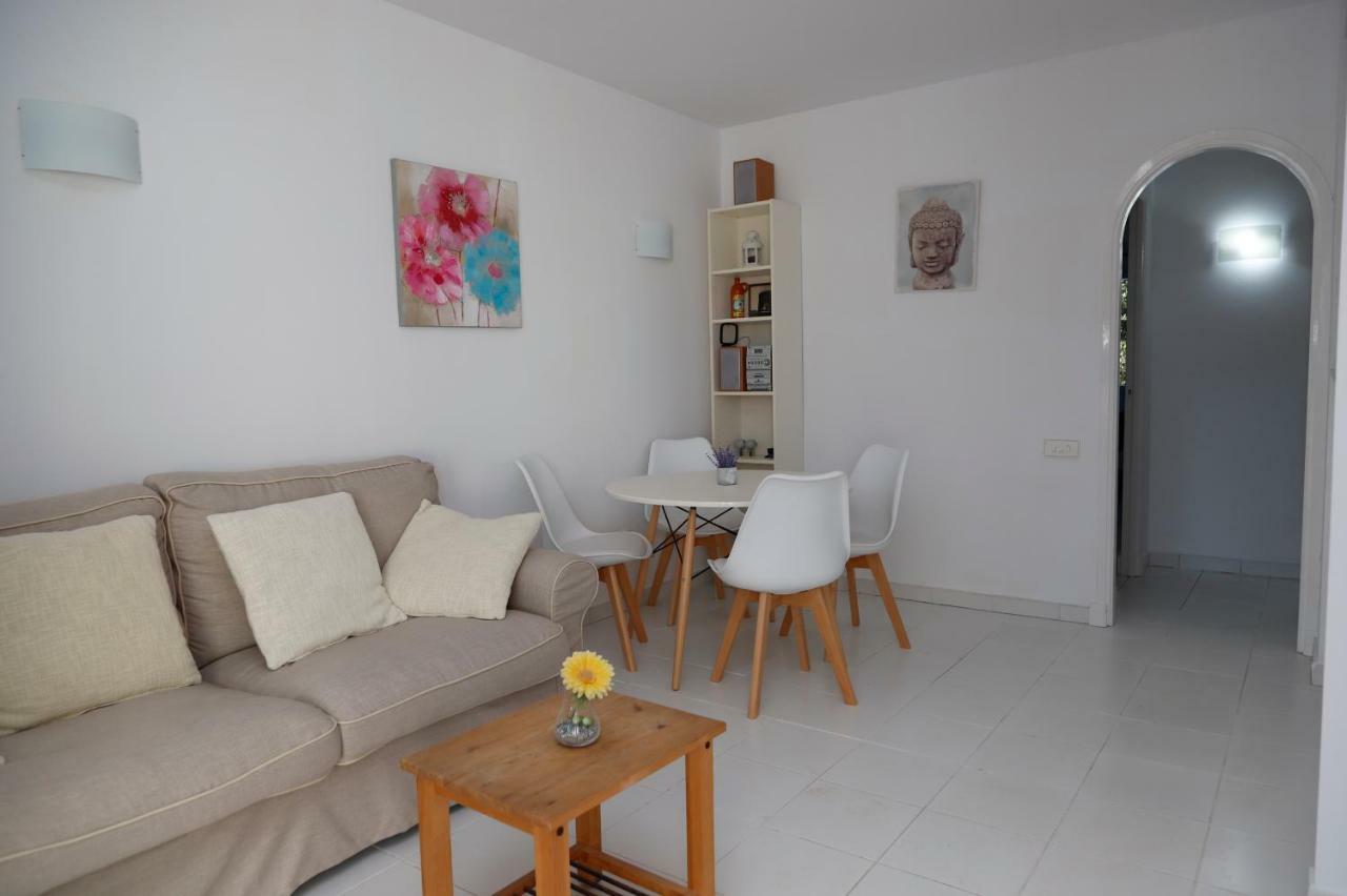 Amanecer En Port D'Addaia Apartment Es Mercadal Ngoại thất bức ảnh